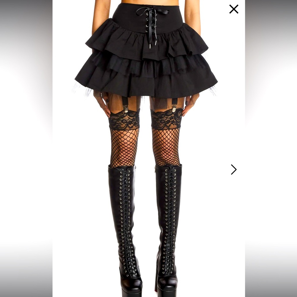 CAVALIER COURTSHIP MINI SKIRT NWT sold out